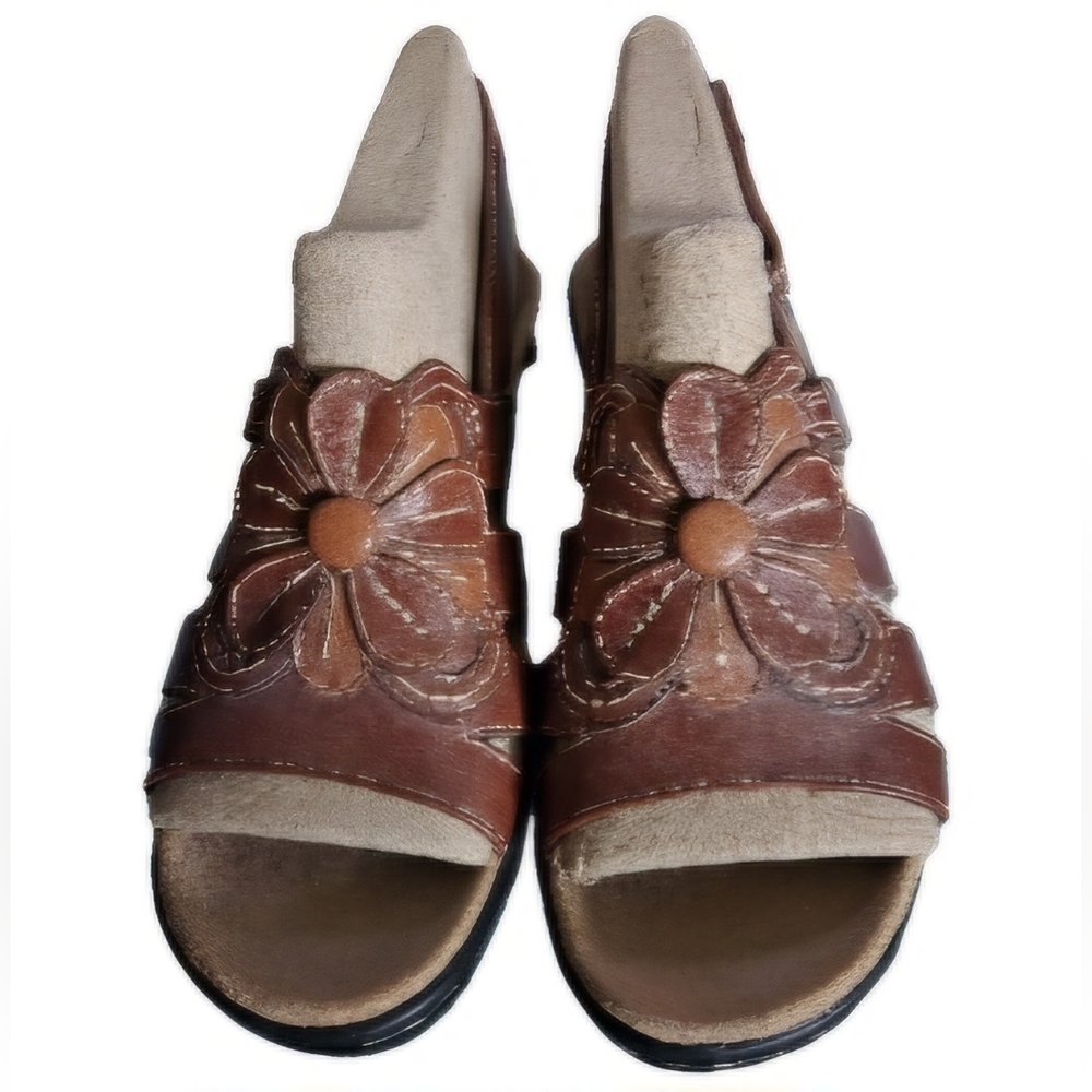 Clarks Leather Lightweight Sandals - Lexi Venice - Picture 4 of 5
